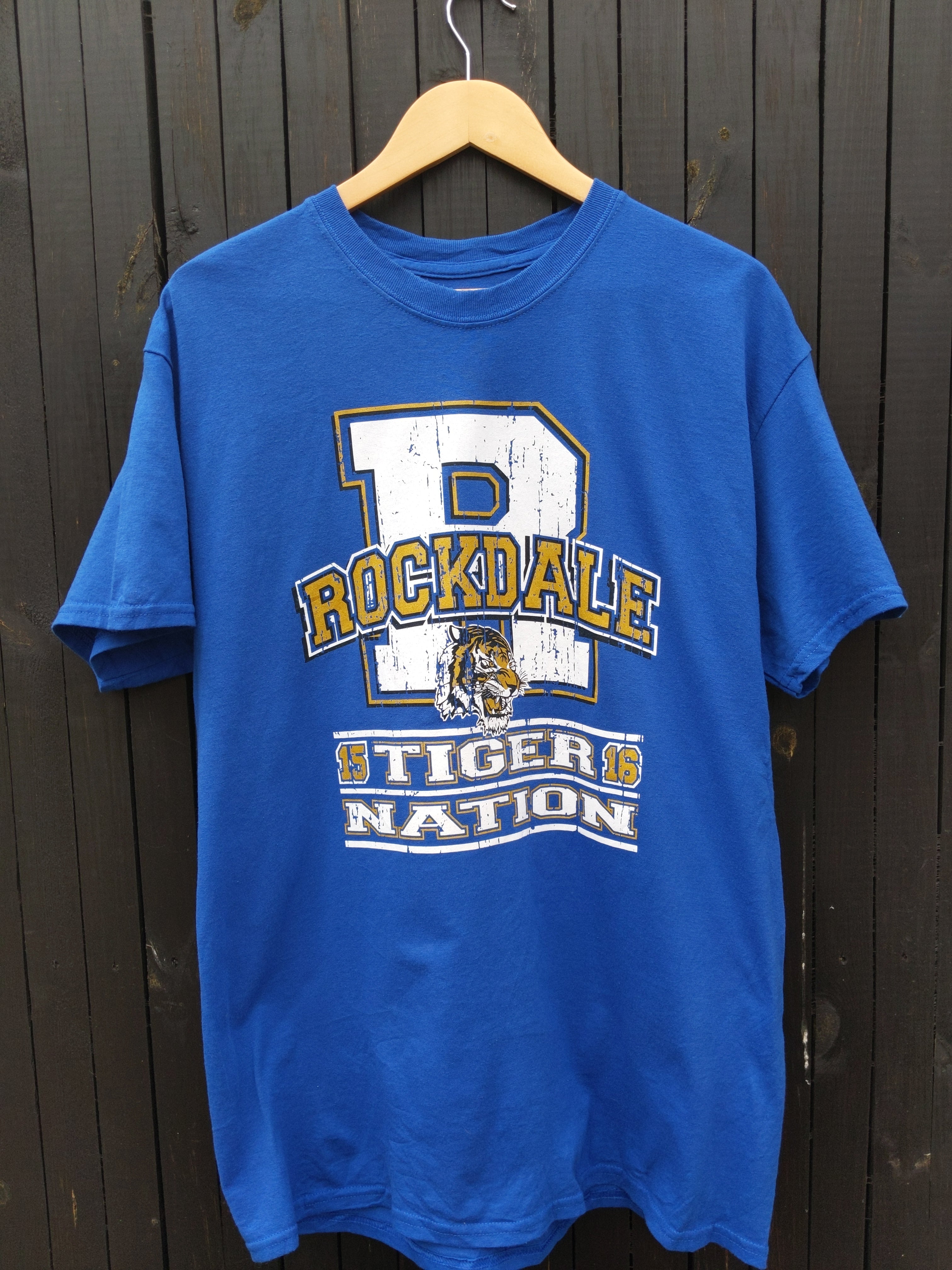 Rockdale tiger nation  t-shirt L