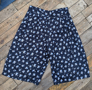 Navy floral cotton blend shorts waist 31"