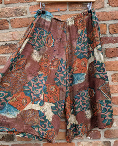 Item 87 Brown abstract patterned culottes waist 32-38"