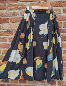 Bold patterned midi skirt waist 31-35"