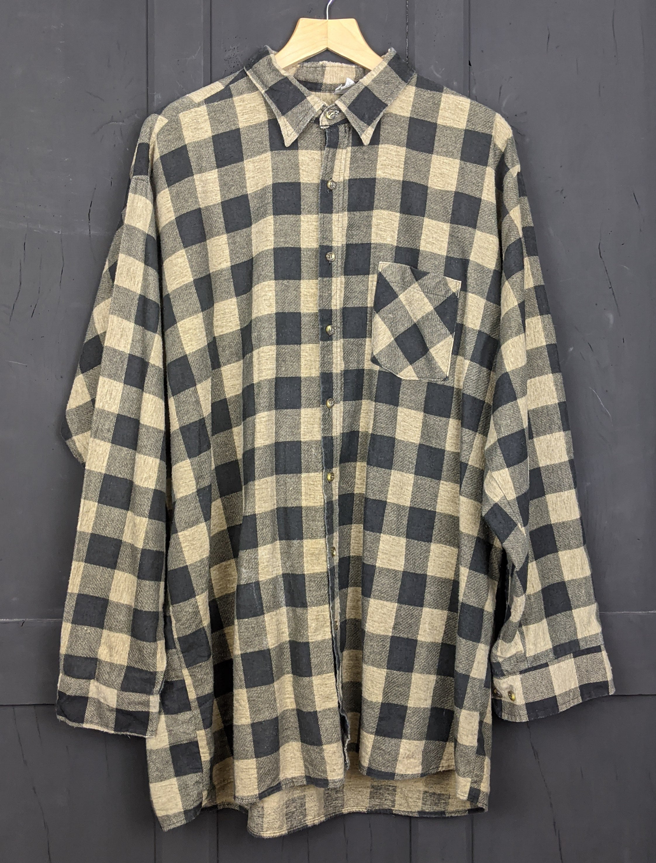 Checked flannel shirt XXL Item873
